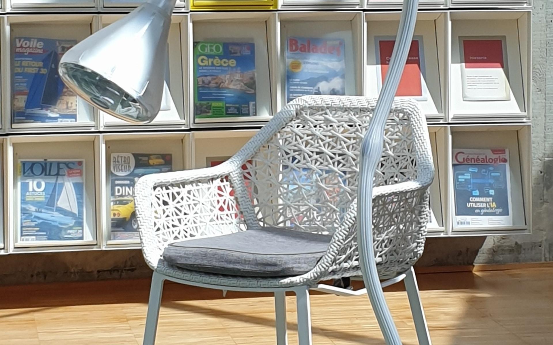 Lesesessel mit Leselampe